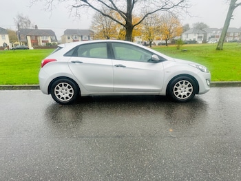 Used Hyundai i30 2012 for sale - 76464027: Photo