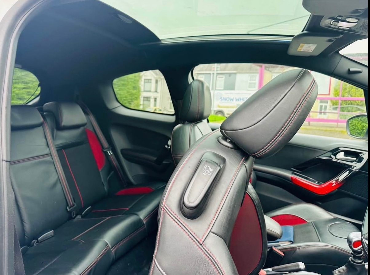 Used Peugeot 208 2015 for sale - 76476732: Photo 9