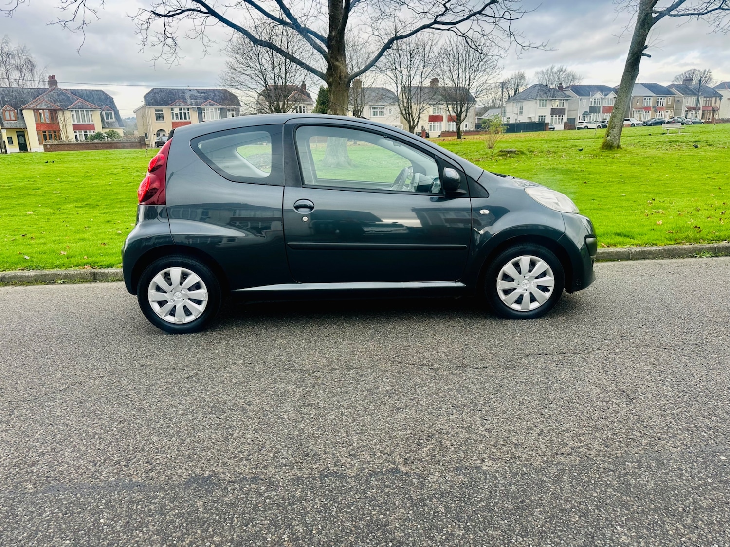 Used Peugeot 107 2013 for sale - 76611667: Photo 4