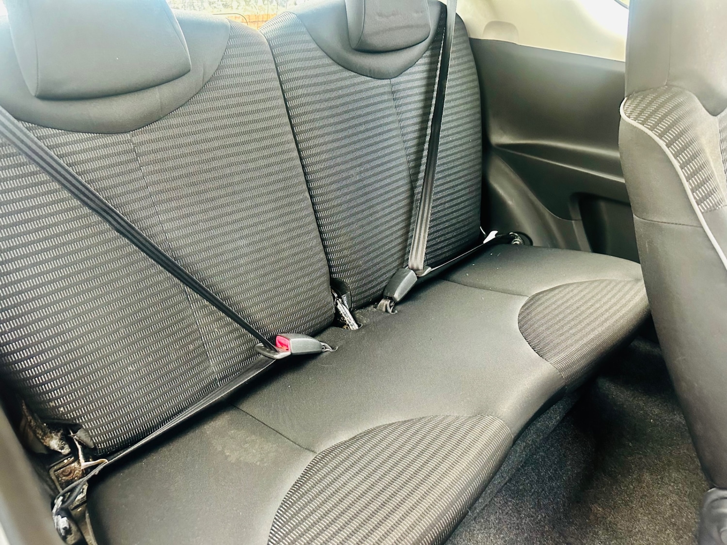 Used Peugeot 107 2013 for sale - 76611667: Photo 8