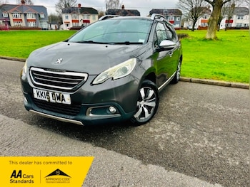 Used Peugeot 2008 2015 for sale - 77605514: Photo
