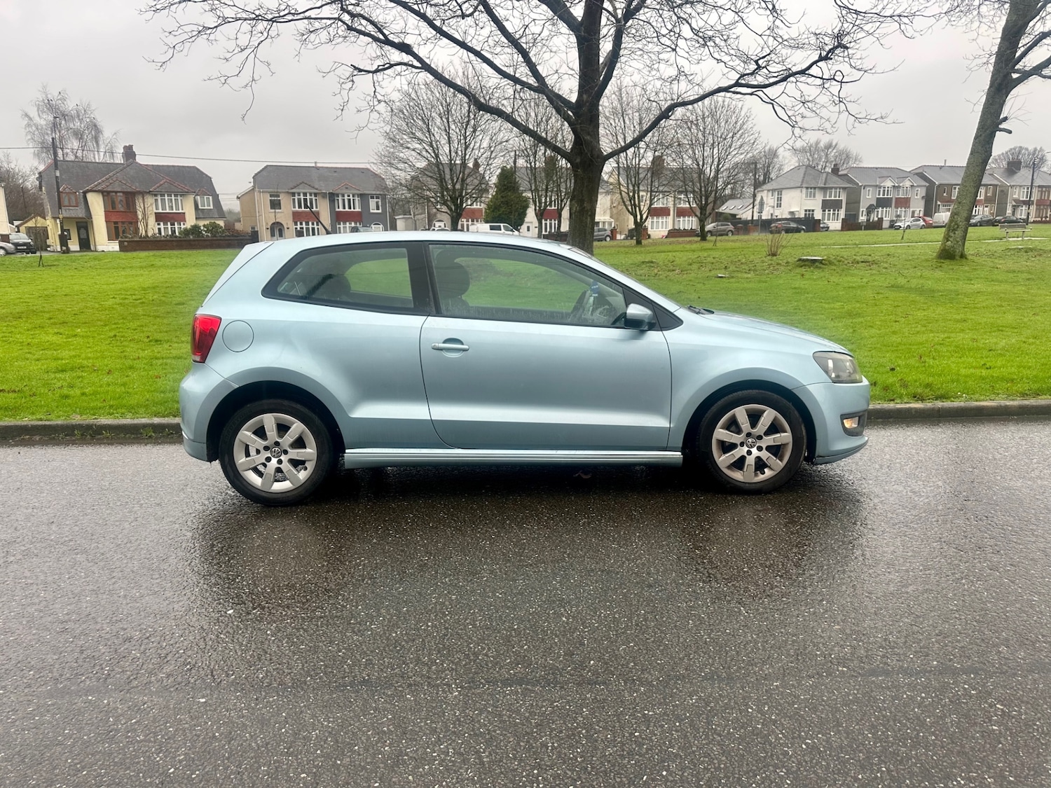 Used Volkswagen Polo 2012 for sale - 76979424: Photo 3