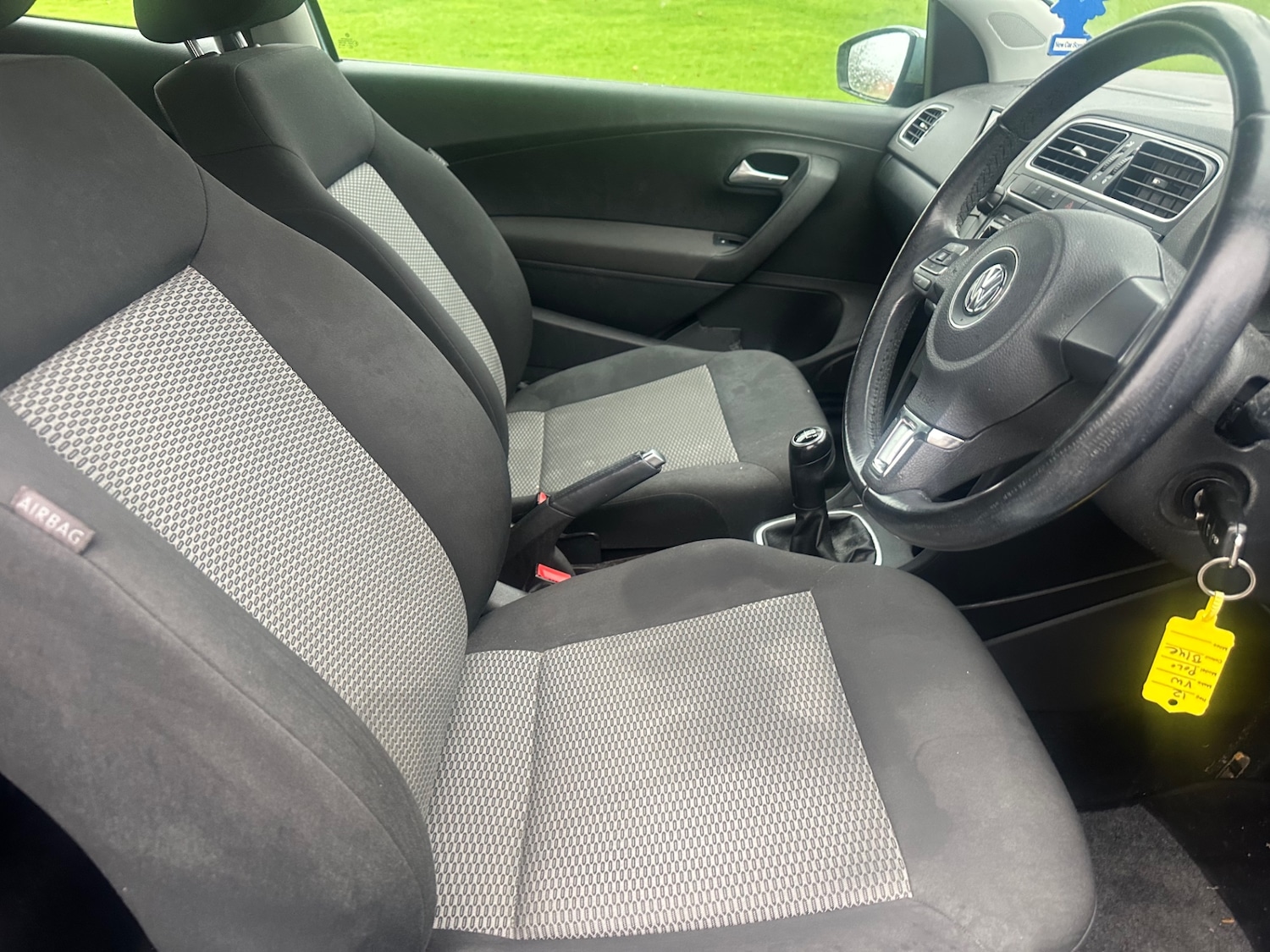 Used Volkswagen Polo 2012 for sale - 76979424: Photo 8