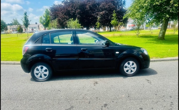 Used Kia Rio 2010 for sale - 75354104: Photo 2