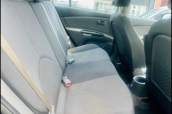 Used Kia Rio 2010 for sale - 75354104: Photo 7