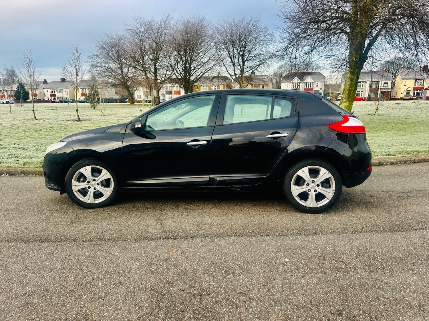 Used Renault Megane 2011 for sale - 77195212: Photo 4