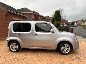 Used Nissan Cube 2010 for sale - 77365550: Photo