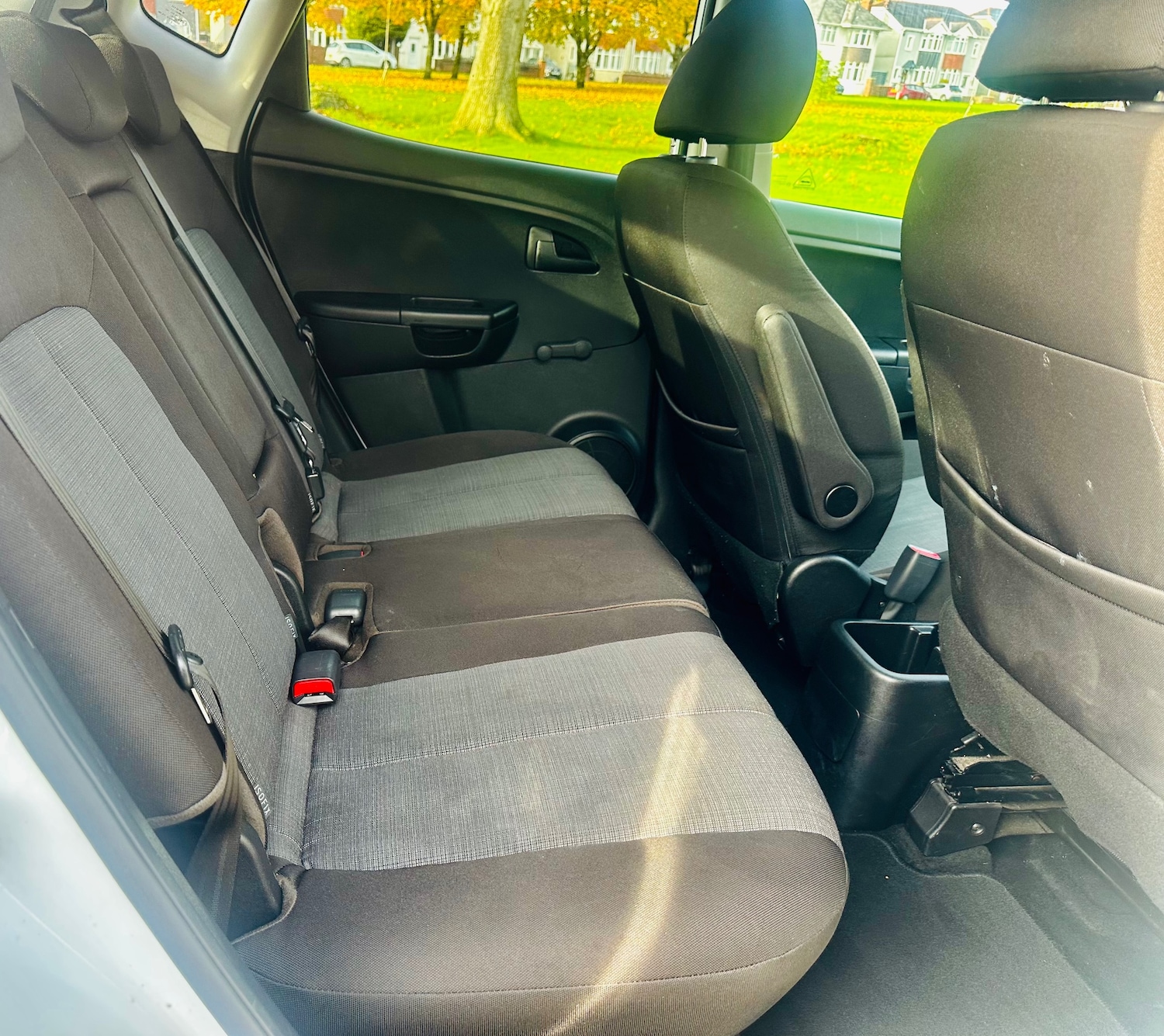 Used Kia Venga 2014 for sale - 76971621: Photo 9