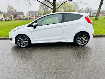 Used Ford Fiesta 2016 for sale - 78251515: Photo