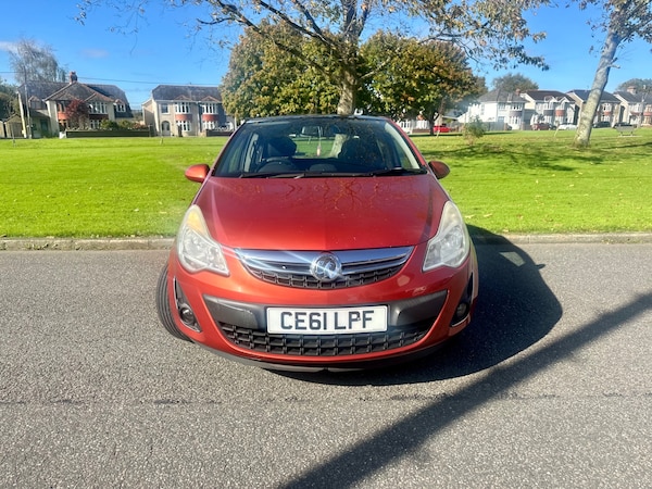 Used Vauxhall Corsa 2011 for sale - 76182187: Photo 2