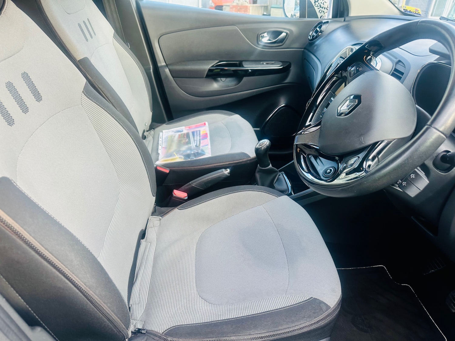 Used Renault Captur 2013 for sale - 77434702: Photo 8