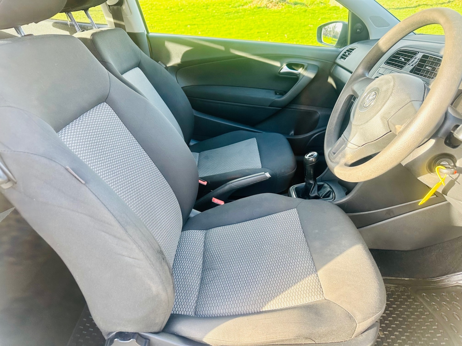 Used Volkswagen Polo 2010 for sale - 77237229: Photo 7