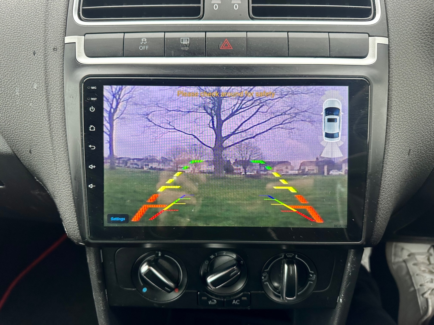 Used Volkswagen Polo 2011 for sale - 77324719: Photo 7