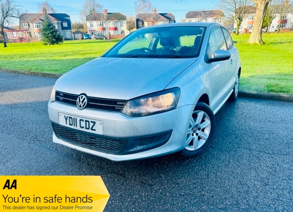 Used Volkswagen Polo 2011 for sale - 76968463: Photo 1