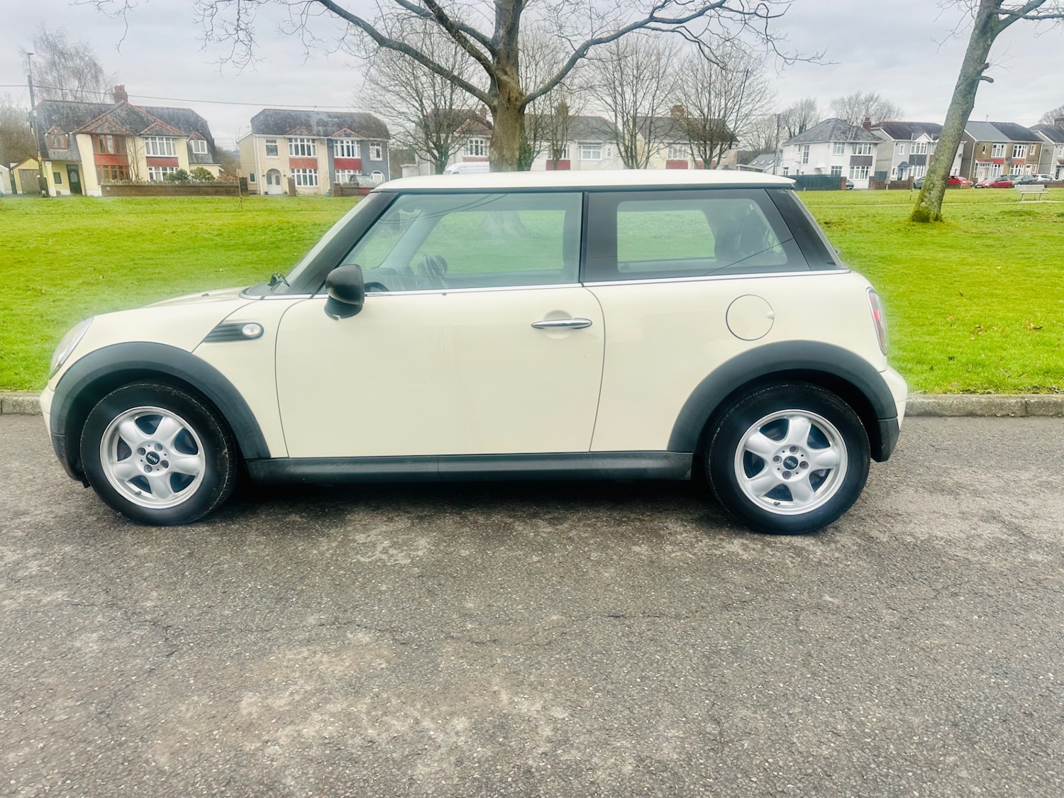 Used MINI Hatch 2010 for sale - 77198060: Photo 4