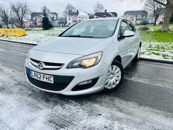 2012 (62) - 1.4i 16V Exclusiv 5dr