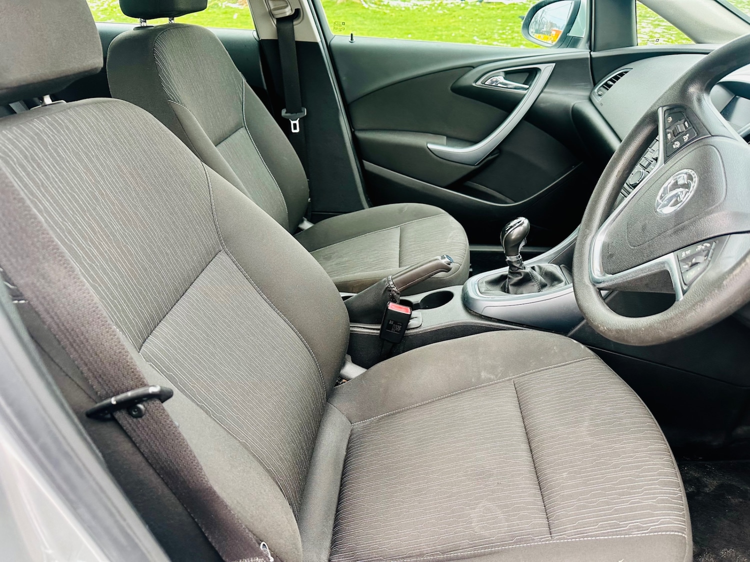 Used Vauxhall Astra 2012 for sale - 77114016: Photo 6