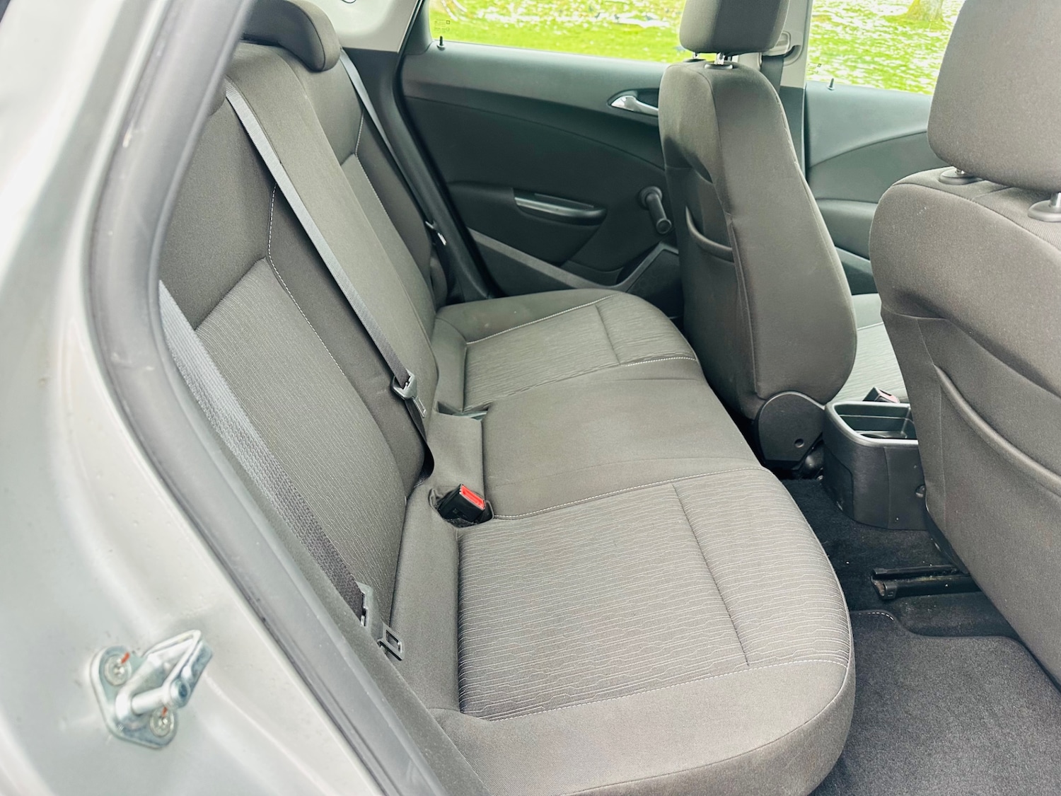 Used Vauxhall Astra 2012 for sale - 77114016: Photo 8