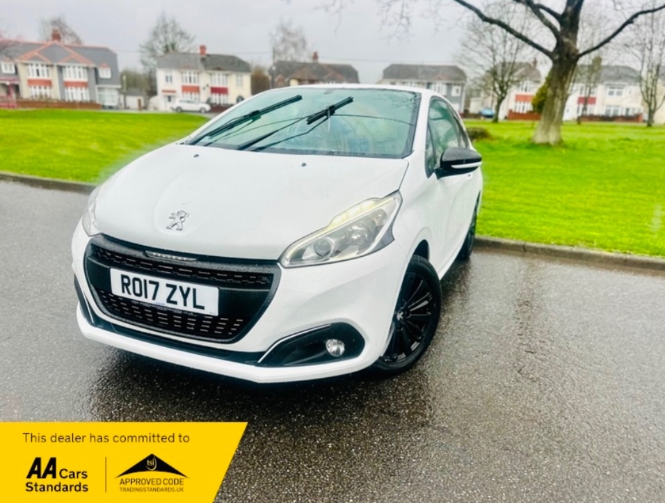 Used Peugeot 208 2017 for sale - 77677252: Photo 1