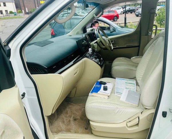 Used Nissan Elgrand 2018 for sale - 75354201: Photo 10
