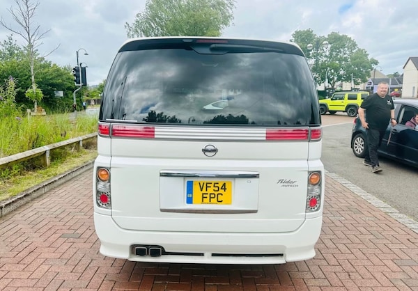 Used Nissan Elgrand 2018 for sale - 75354201: Photo 7