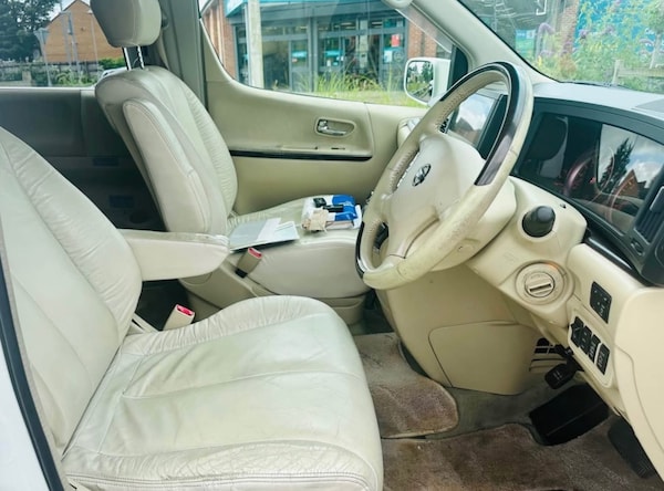 Used Nissan Elgrand 2018 for sale - 75354201: Photo 9