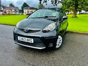 2013 (63) - 1.0 VVT-i Move 5dr