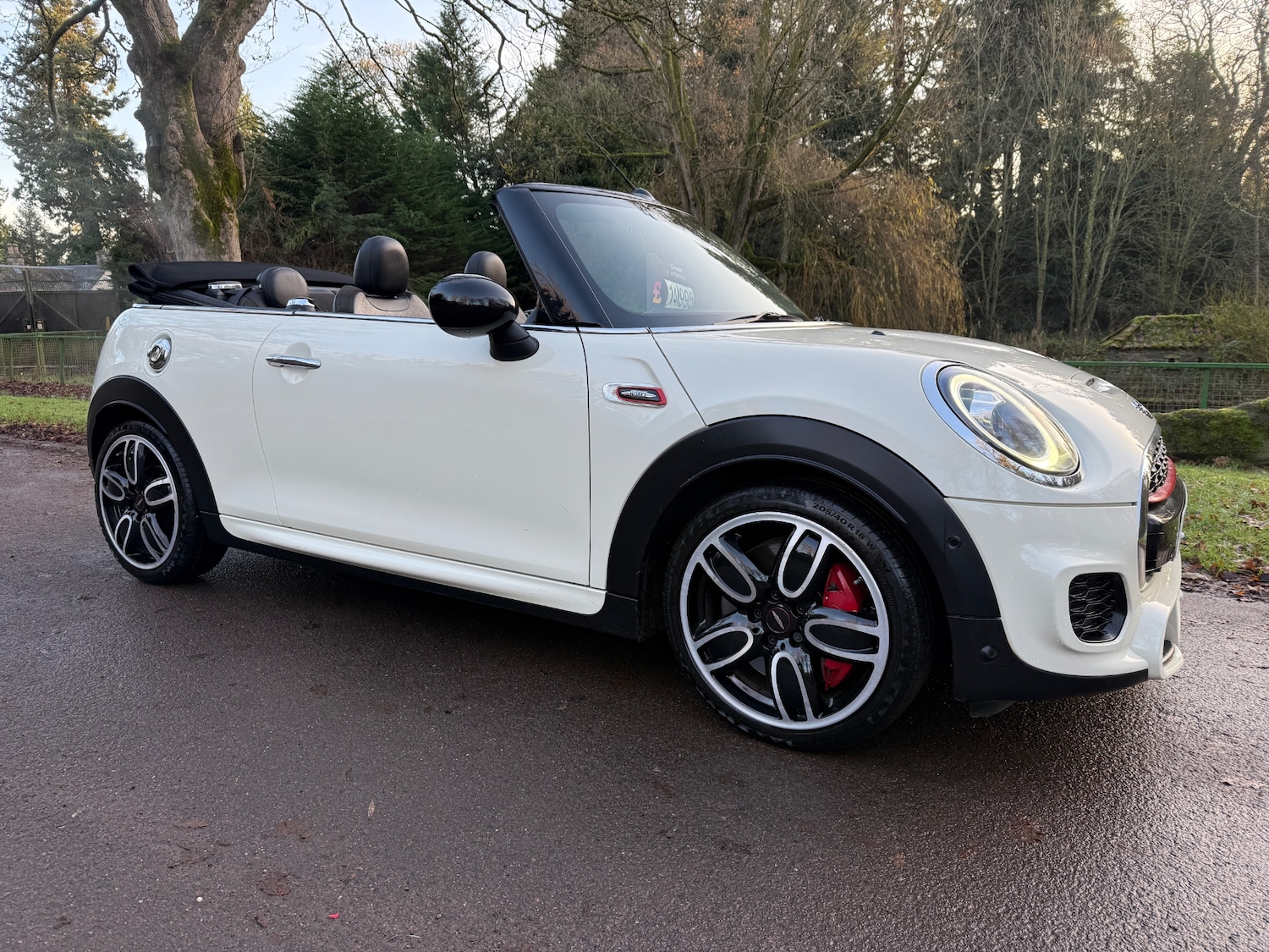 Used MINI Convertible 2018 for sale - 76928346: Photo 3
