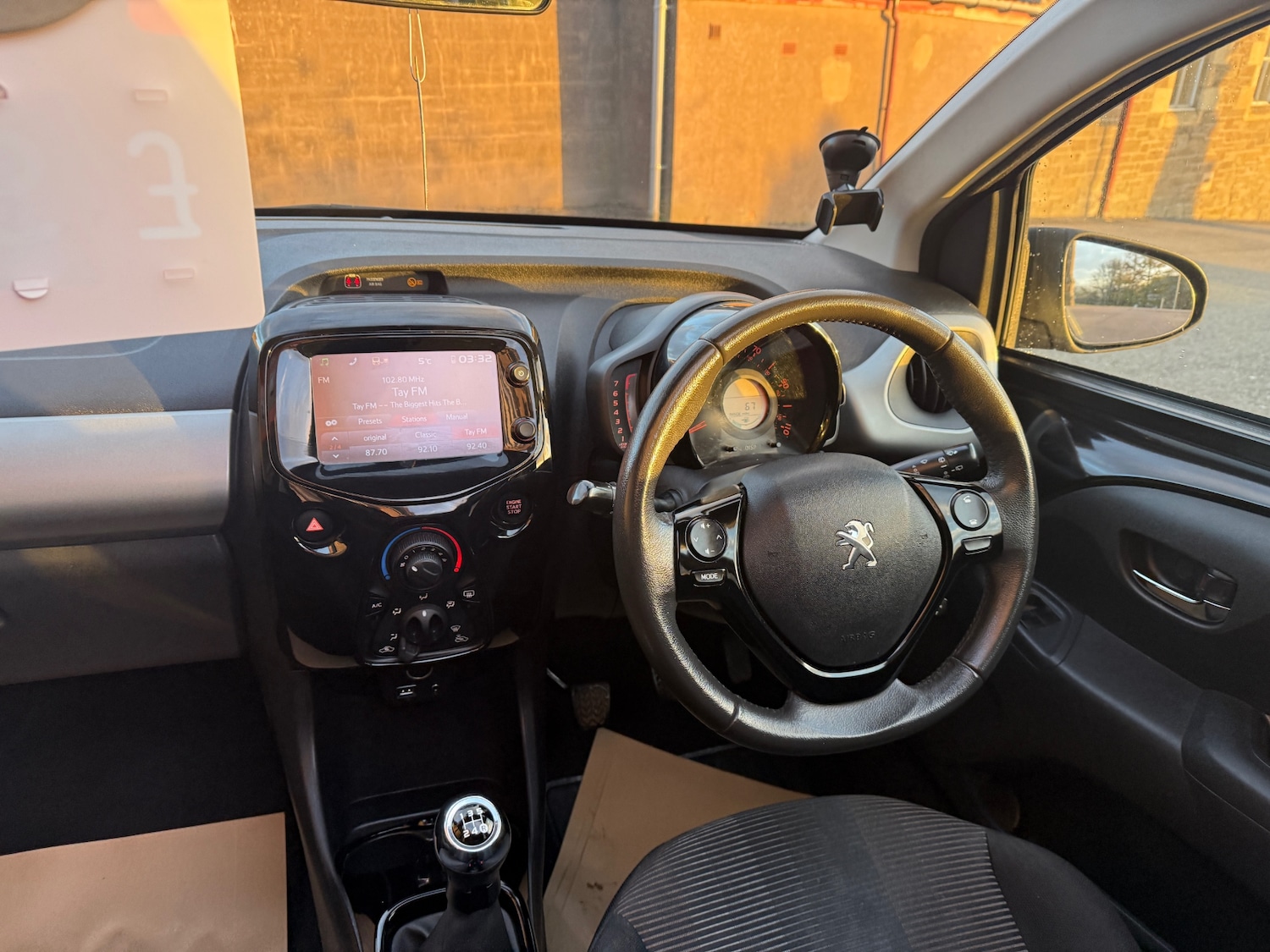 Used Peugeot 108 2015 for sale - 76583364: Photo 13