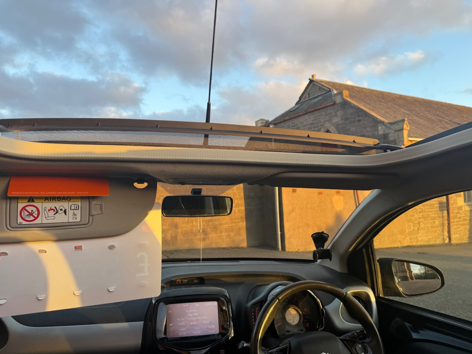 Used Peugeot 108 2015 for sale - 76583364: Photo 14