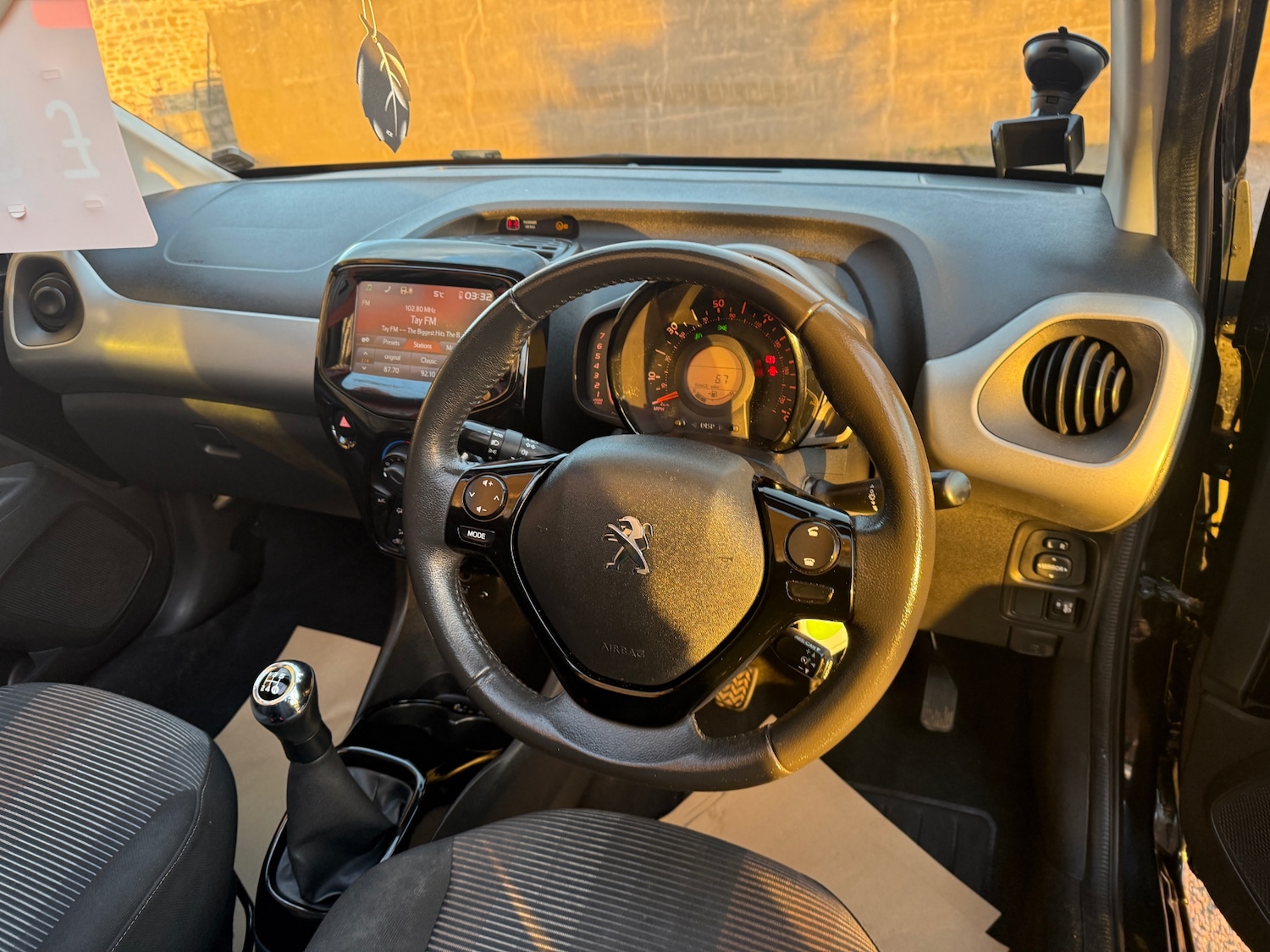 Used Peugeot 108 2015 for sale - 76583364: Photo 17