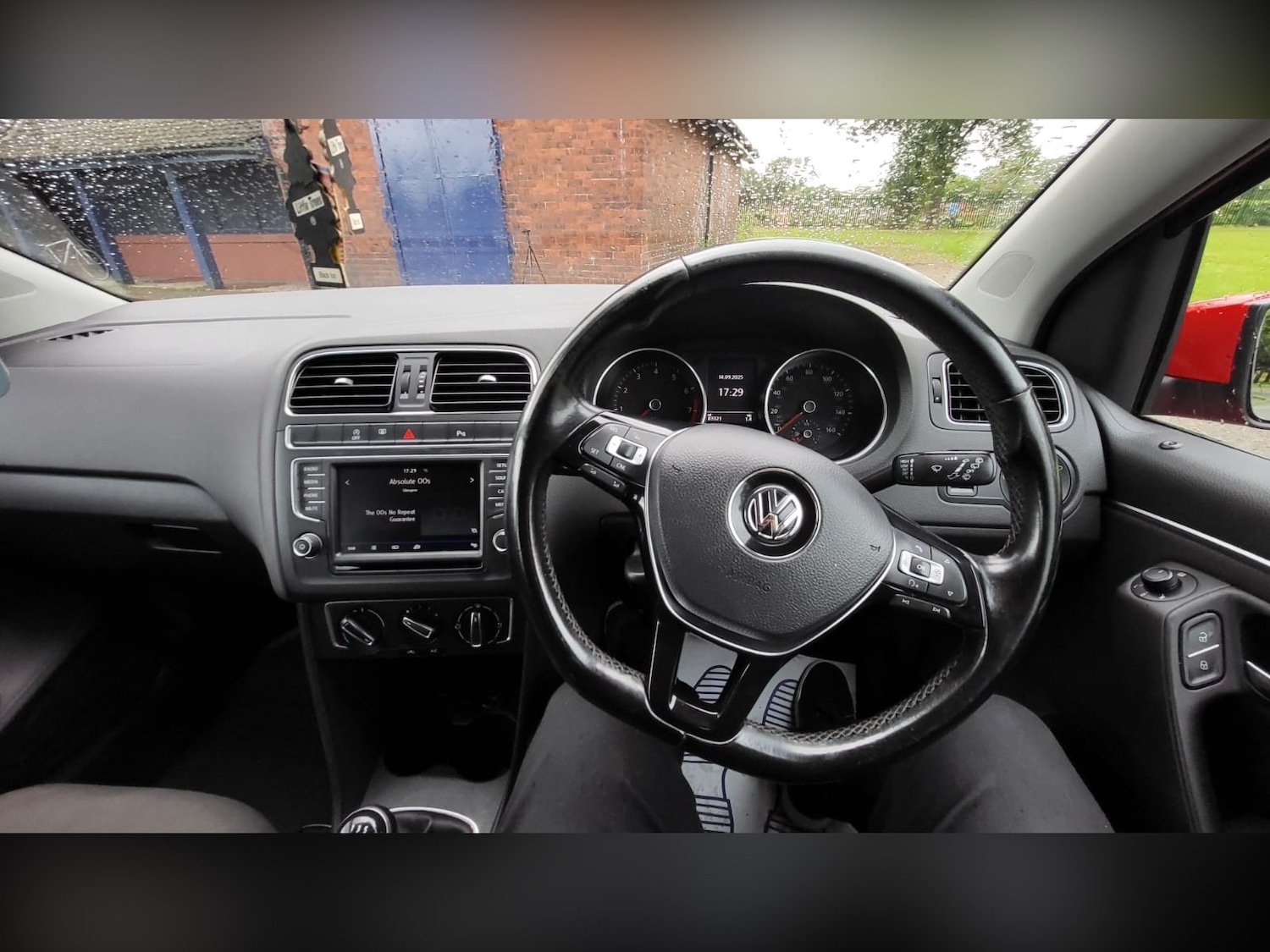 Used Volkswagen Polo 2017 for sale - 76596666: Photo 18