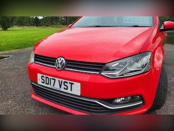Used Volkswagen Polo 2017 for sale - 76596666: Photo