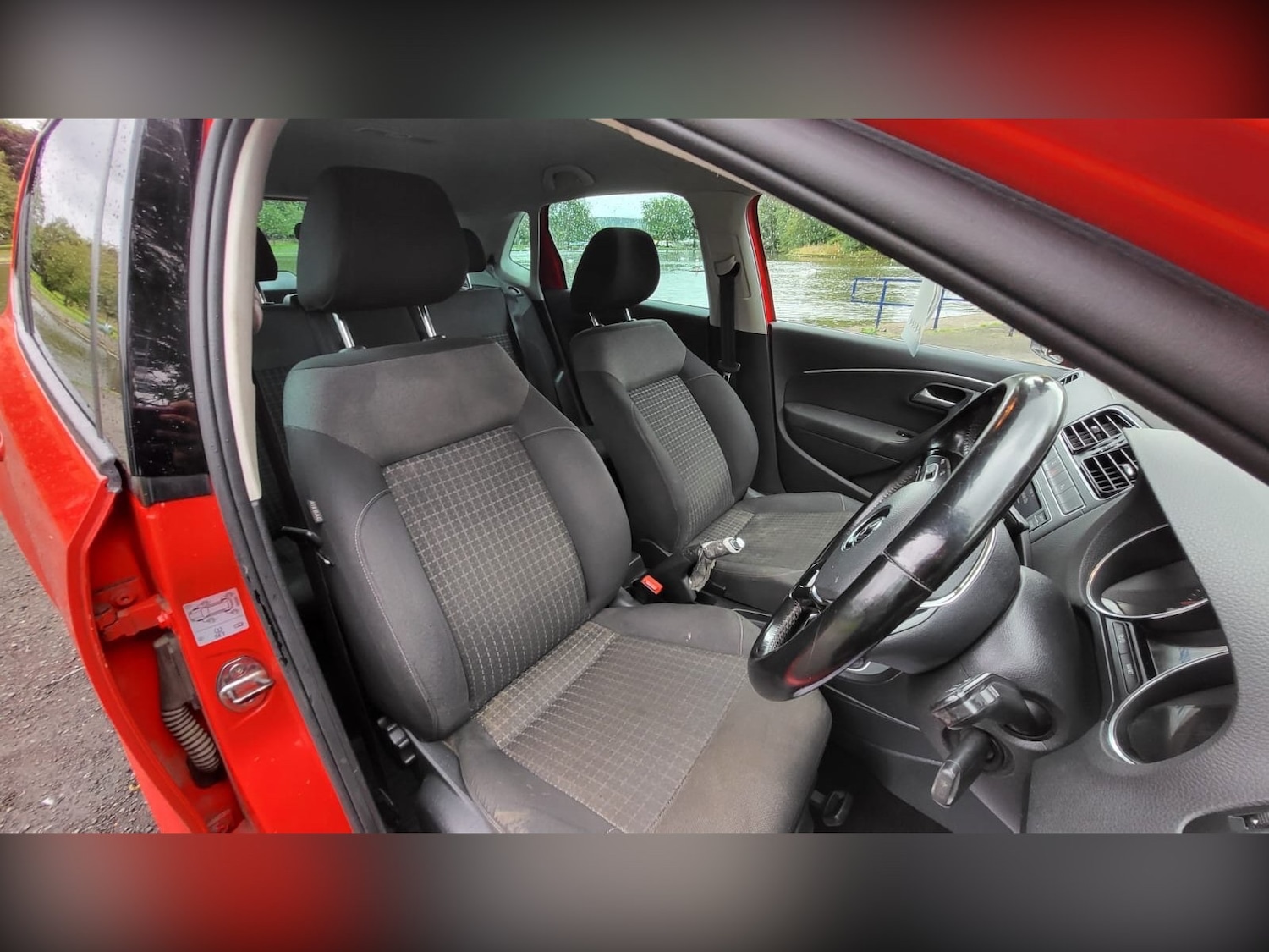 Used Volkswagen Polo 2017 for sale - 76596666: Photo 9