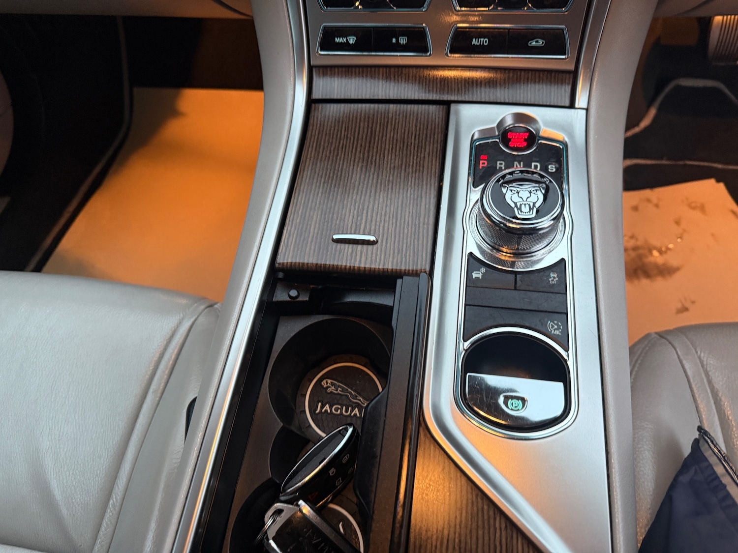 Used Jaguar XF 2012 for sale - 76738615: Photo 18