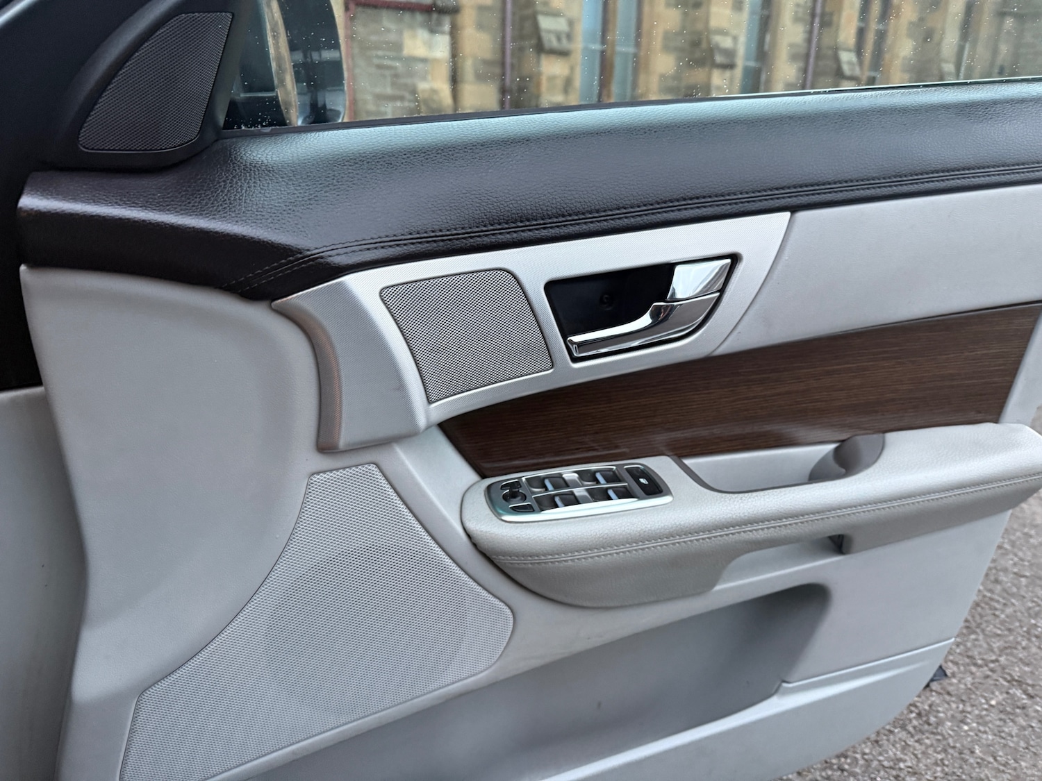 Used Jaguar XF 2012 for sale - 76738615: Photo 21