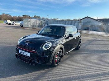 Used MINI Hatch 2019 for sale - 78216060: Photo