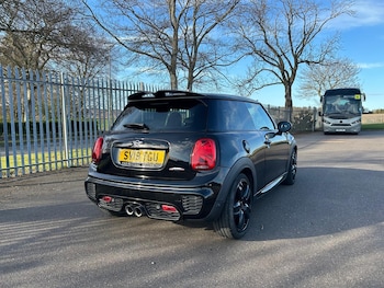 Used MINI Hatch 2019 for sale - 78216060: Photo