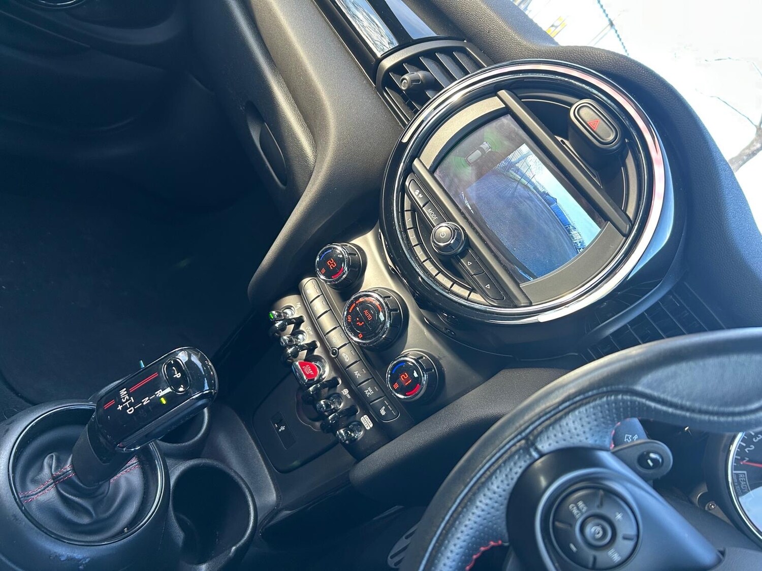 Used MINI Hatch 2019 for sale - 78216060: Photo 9