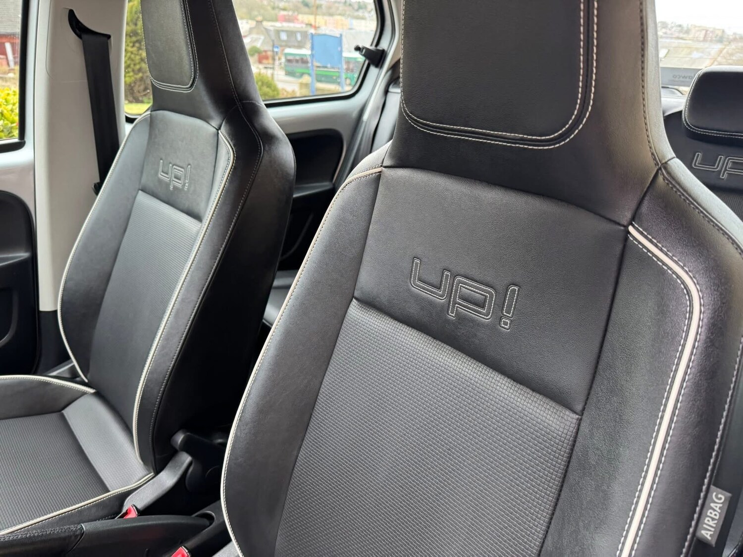 Used Volkswagen up! 2015 for sale - 78037363: Photo 12