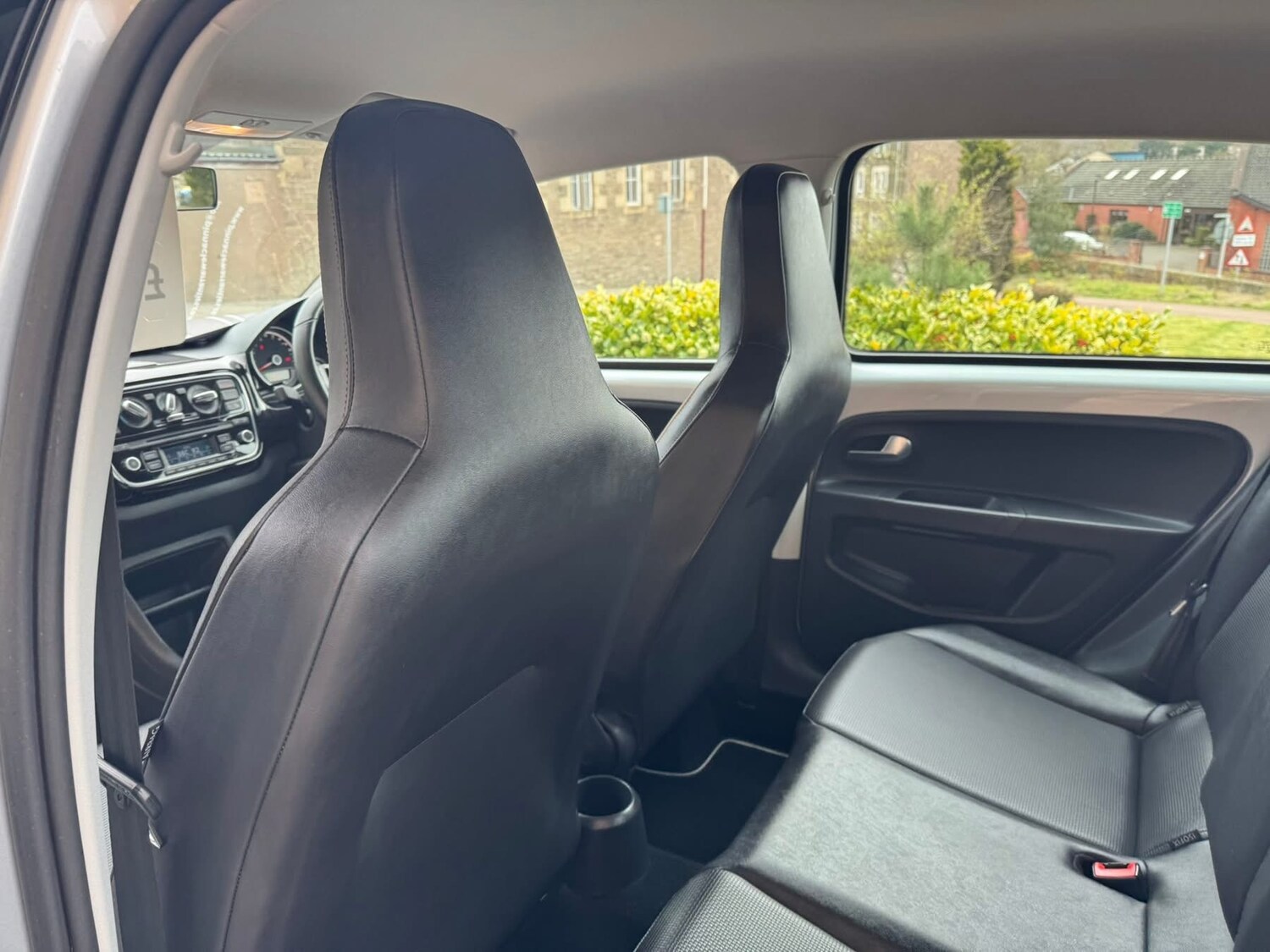 Used Volkswagen up! 2015 for sale - 78037363: Photo 15