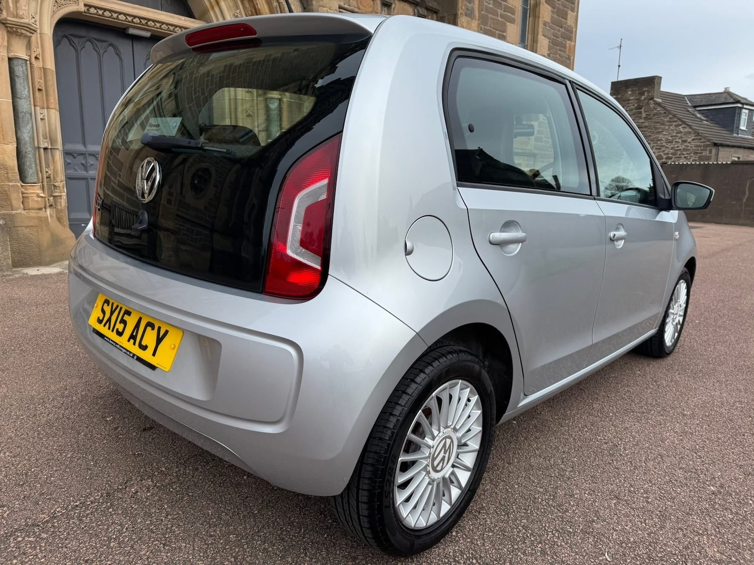 Used Volkswagen up! 2015 for sale - 78037363: Photo 5