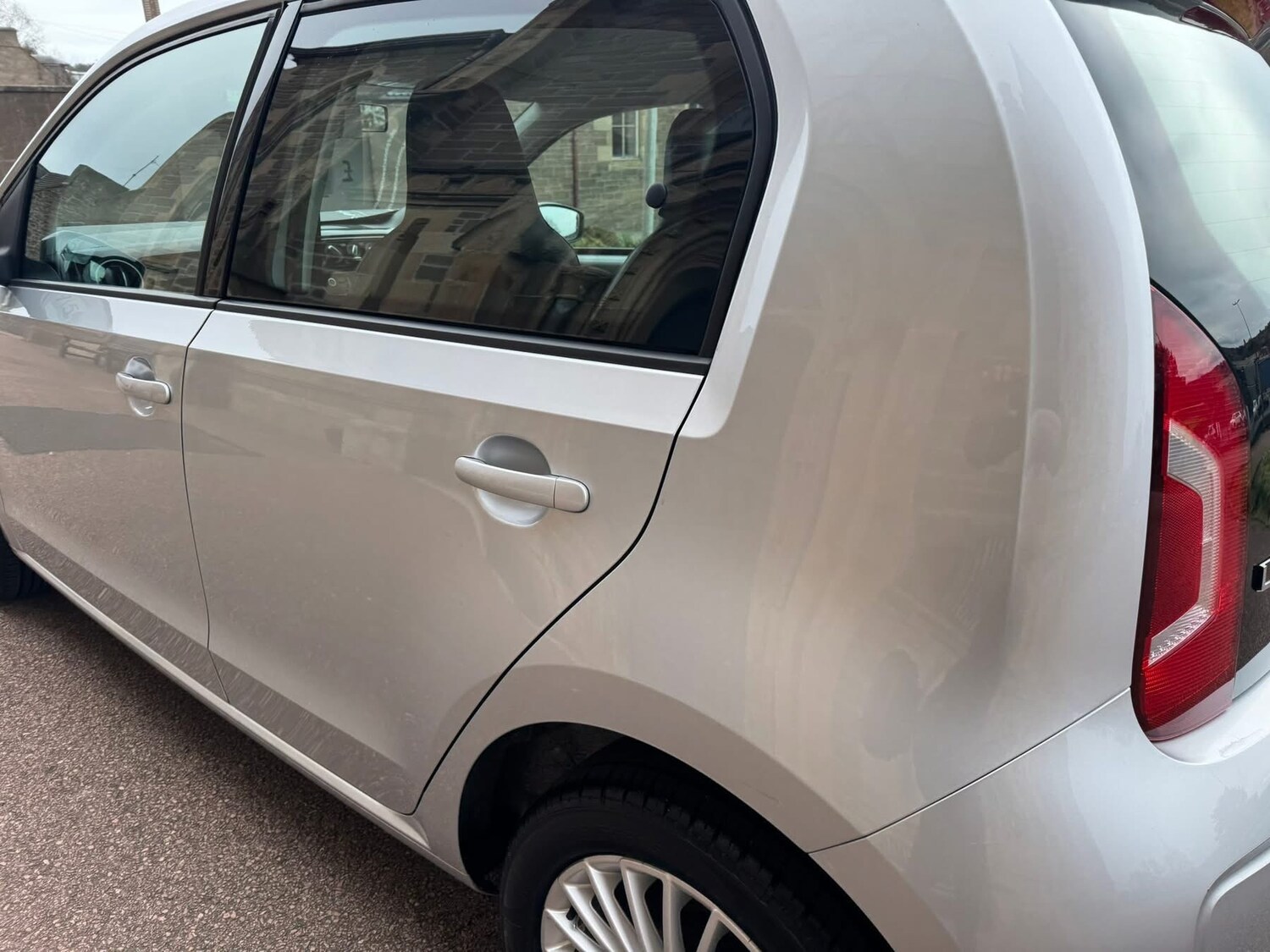 Used Volkswagen up! 2015 for sale - 78037363: Photo 6