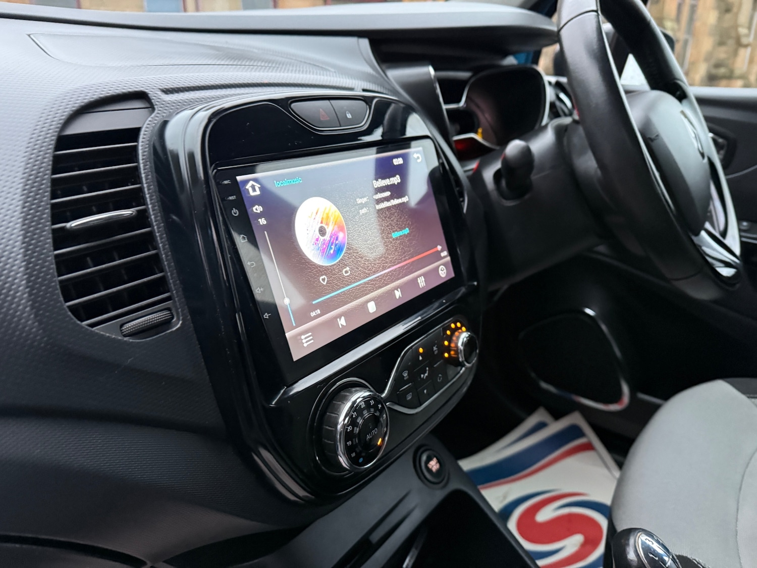 Used Renault Captur 2014 for sale - 77321478: Photo 19