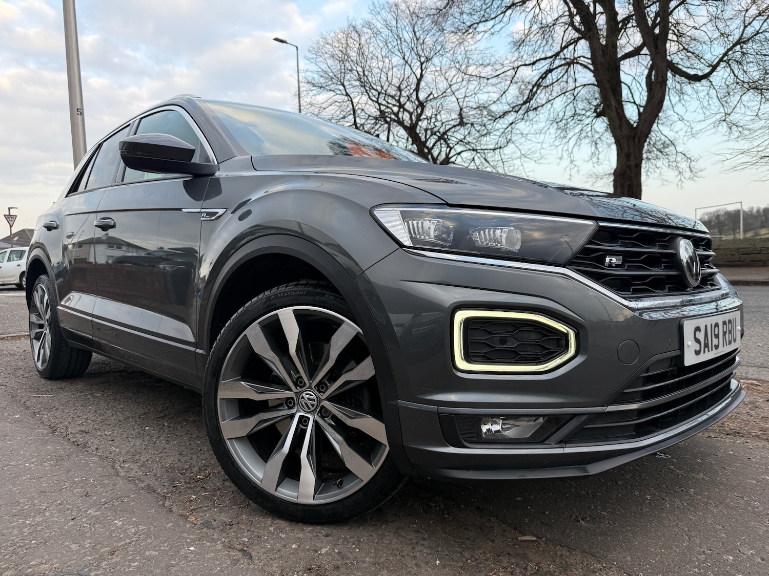 Used Volkswagen T-Roc 2019 for sale - 77749764: Photo 1