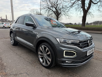 Used Volkswagen T-Roc 2019 for sale - 77749764: Photo