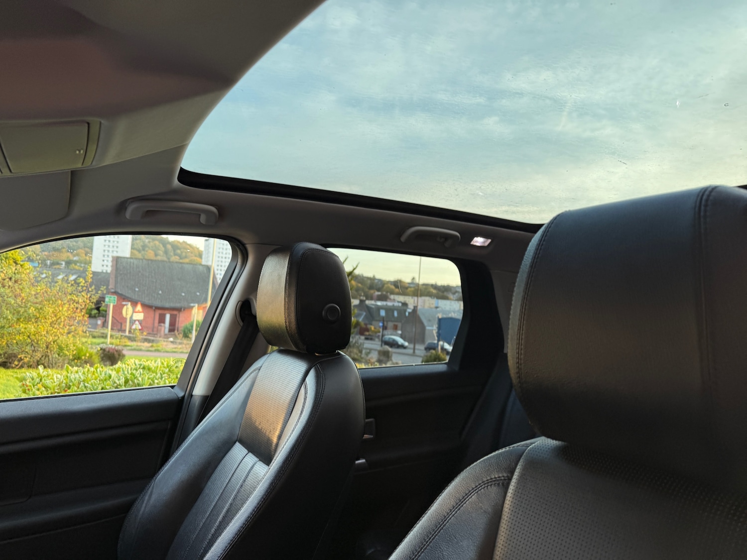 Used Land Rover Discovery Sport 2015 for sale - 76140856: Photo 19