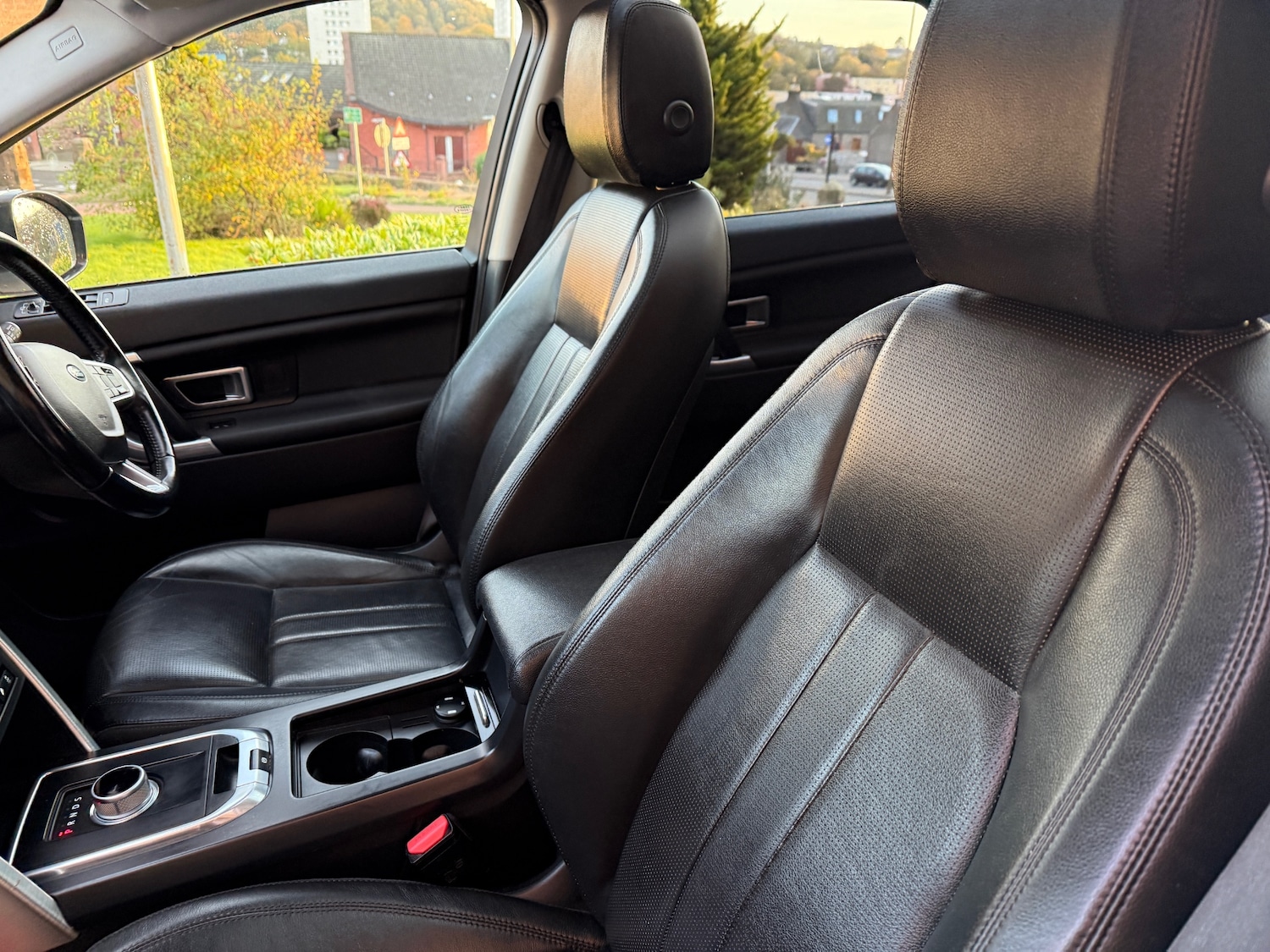 Used Land Rover Discovery Sport 2015 for sale - 76140856: Photo 20