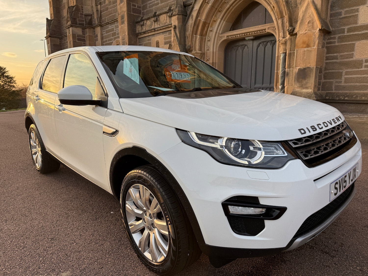 Used Land Rover Discovery Sport 2015 for sale - 76140856: Photo 6