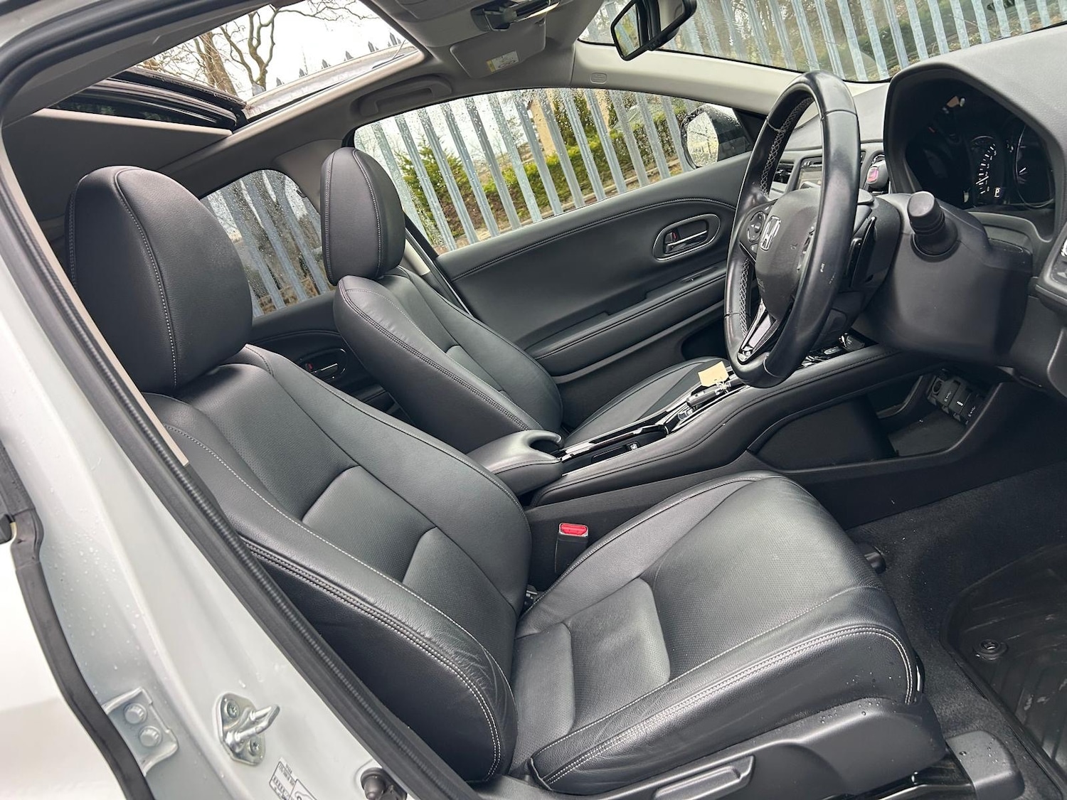 Used Honda HR-V 2019 for sale - 77995384: Photo 8